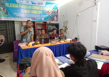 Kepala Dinas Arsip dan Perpustakaan Daerah Kabupaten Asahan Membuka Acara Pelatihan Penguatan Komunitas penggerak Literasi Tahun 2024