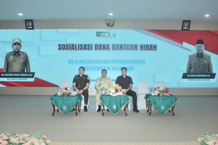 Kabag Sosial Setdakab Asahan Adakan Sosialisasi Dana Bantuan Hibah kepada 300 Orang Peserta