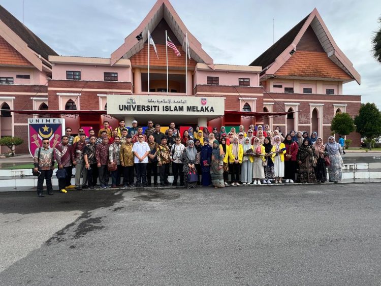 Universitas Asahan Kokohkan Jalinan Kerjasama Internasional
