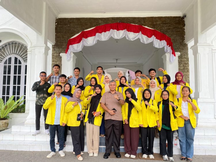 Mahasiswa III/Von Savigny Melakukan Kunjungan Studi ke DPRD Kabupaten Asahan