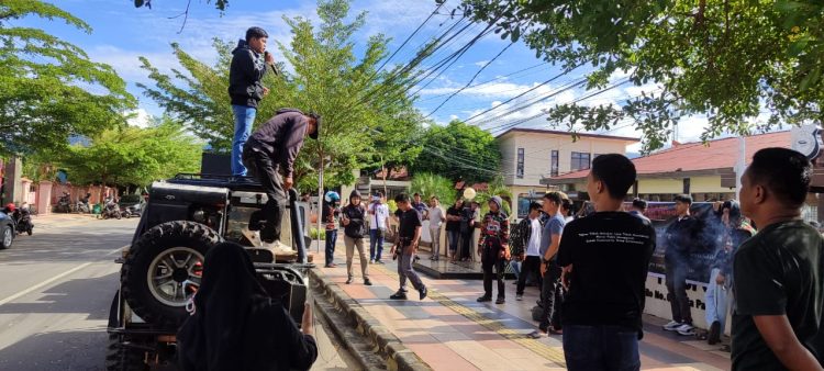 Orator Didorong Oknum Polisi Saat Aksi di Polres Palopo, LMPI Desak Pengusutan Kasus Korupsi, Kapolres Tak Beri Tanggapan
