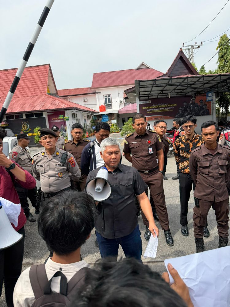Dituding Rangkap Jabatan dan Kendalikan Proyek, Gemppar Desak Bupati Copot Sekda Asahan