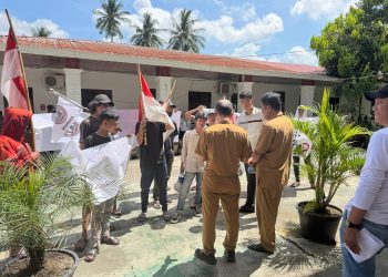 Gemppar Asahan Geruduk Dinas Pertanian, Pertanyakan Mobil Dinas Dipakai Kejaksaan