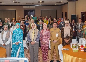 Kemendagri dan Dekranas Perkuat Keterampilan Wastra Lewat Pelatihan Meronce Selendang