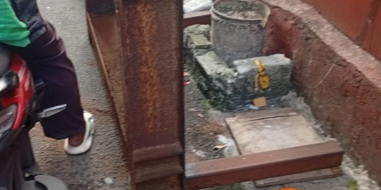 Pencurian Besi Beton Gagal di Pulogebang, Pelaku Kabur Tinggalkan Barang Bukti