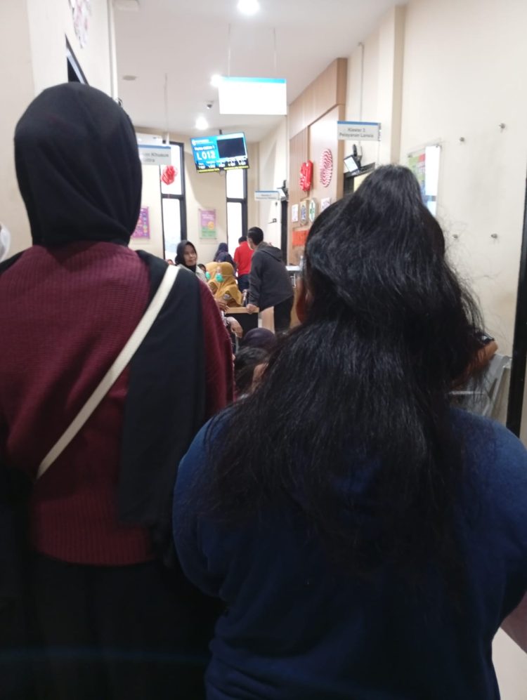 Cuaca Panas Picu Lonjakan Pasien di Puskesmas Pulogebang, Pelayanan Tetap Tertib dan Siaga