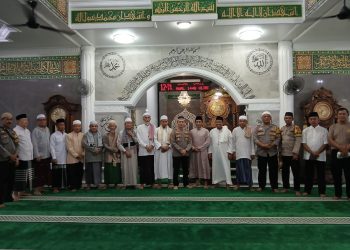 Jumat Keliling di Rawasari, Kapolsek Kotabaru Tekankan Siskamling dan Bahaya Narkoba