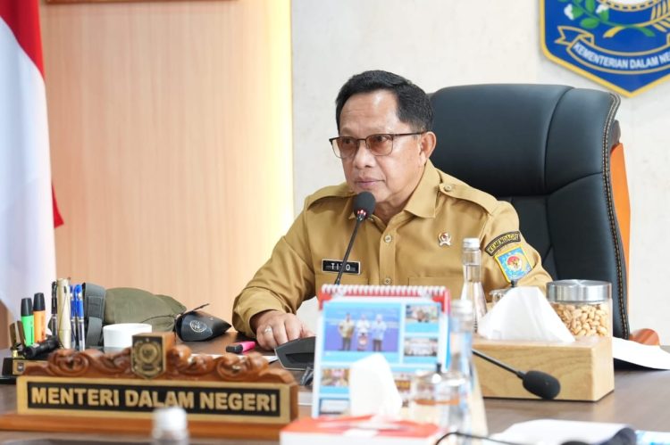 Mendagri Minta Pemda Perkuat Aturan Larangan Pembakaran Lahan dan Maksimalkan Penggunaan Anggaran Karhutla